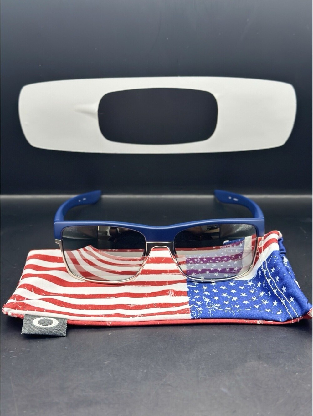 Oakley TwoFace Navy/Chrome Iridium Polarized Lenses OO9256-11